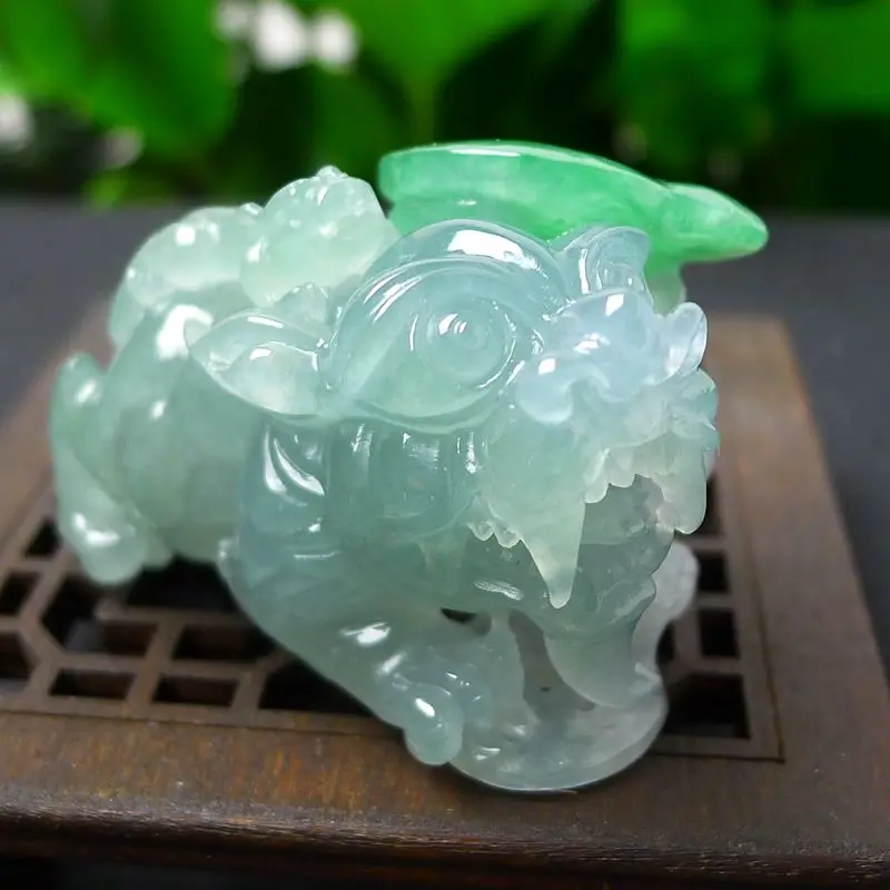 

Myanmar natural A goods jade ice type high-grade features fine workmanship carved green domineering lucky brave troops pendant