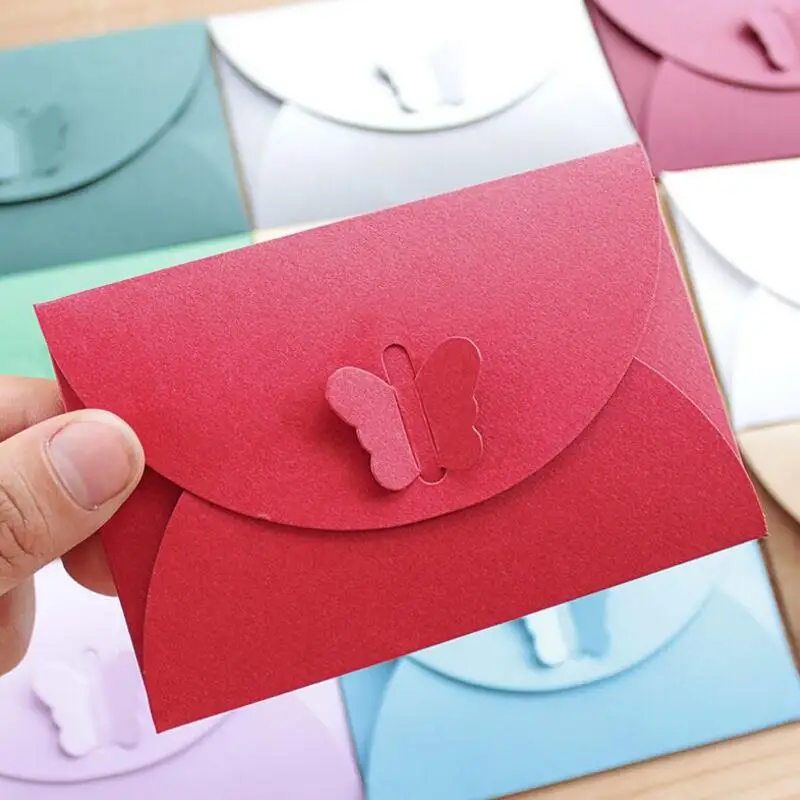 50PCS/LOT Retro RED Colored Butterfly Buckle Kraft Paper Envelopes