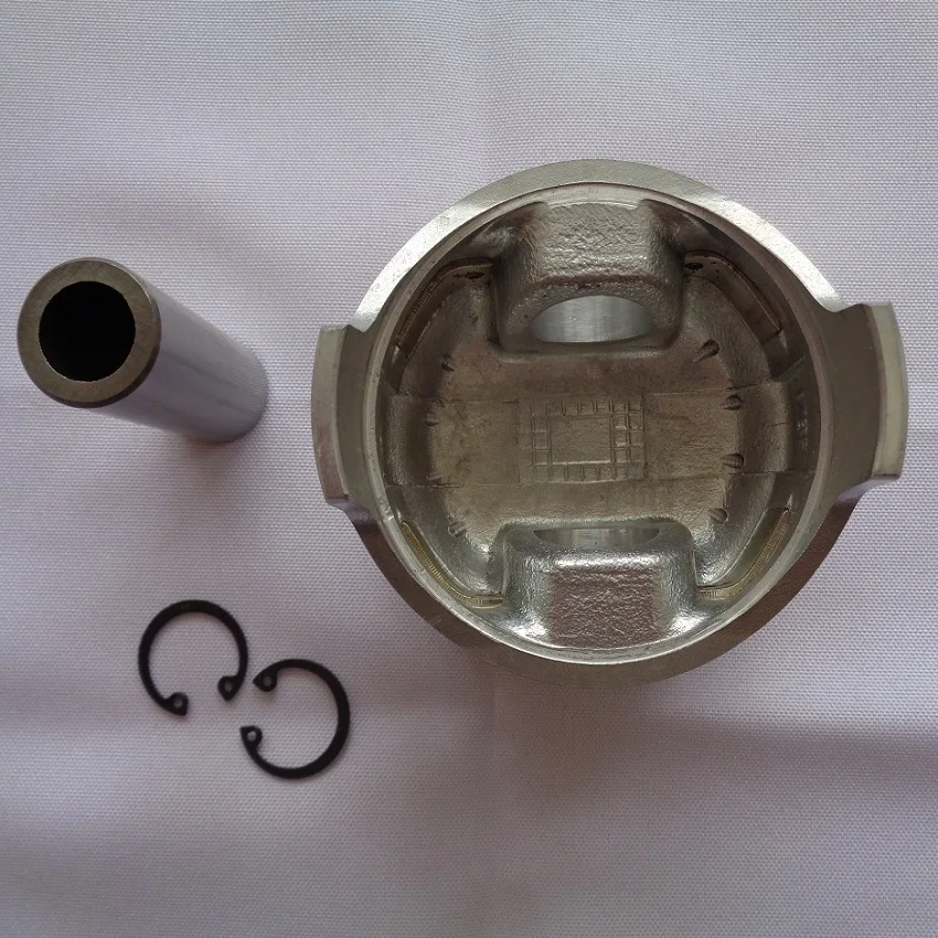 178F Piston Assembly 02