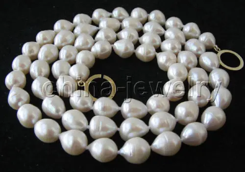 

Free shipping@@@@@ A Beautiful 32" 14mm white baroque freshwater pearl necklace-14k gold filled clasp a