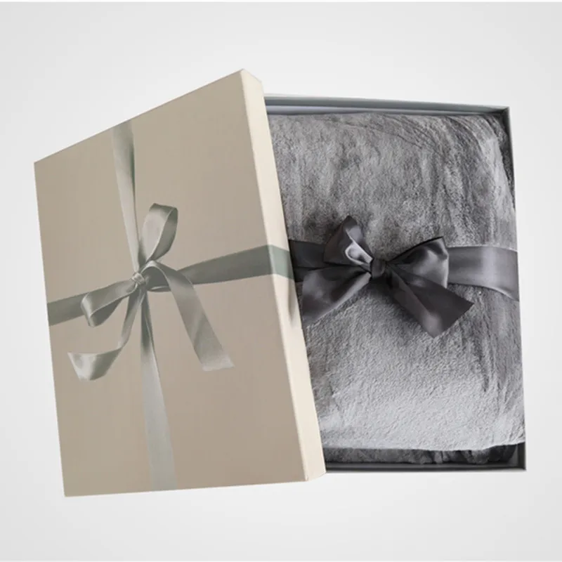 Solid Color Flannel Blanket Super Soft and Skin Kindly Throw Blanket