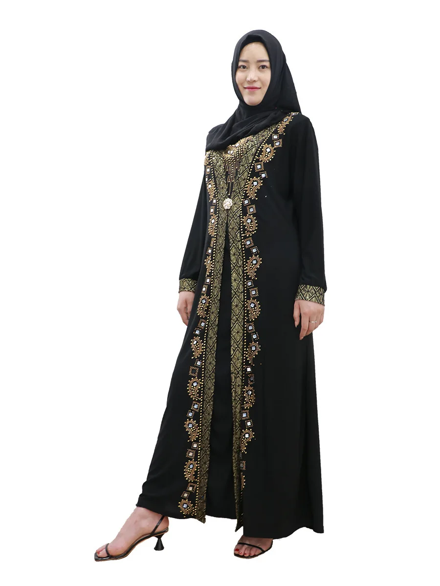 Исламская Хуэй Дубай пробуренных халаты мусульманский абайя платье Для женщин мода длинный хиджаб черно-белой печати традиционные