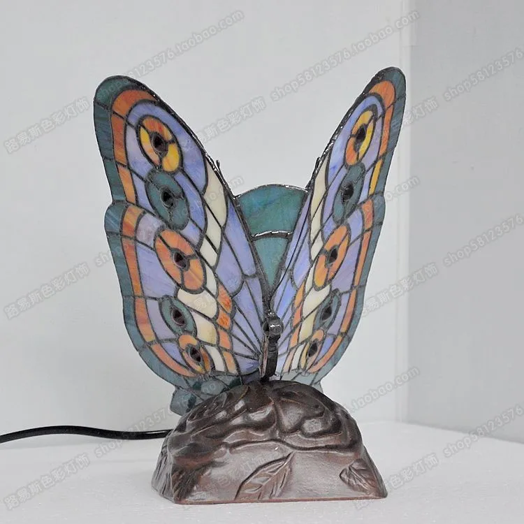 Прикроватная Настольная лампа с бабочкой, лампа для спальни, гостиная, европейский светильник с изображением животного стекло Тиффани, Новинка