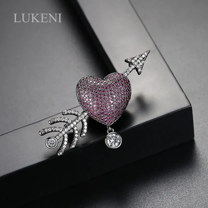 

LUKENI New personality Fashion Simple An Arrow Goes Through The Heart Pink Brooches For Women Sweater Coat Accessories