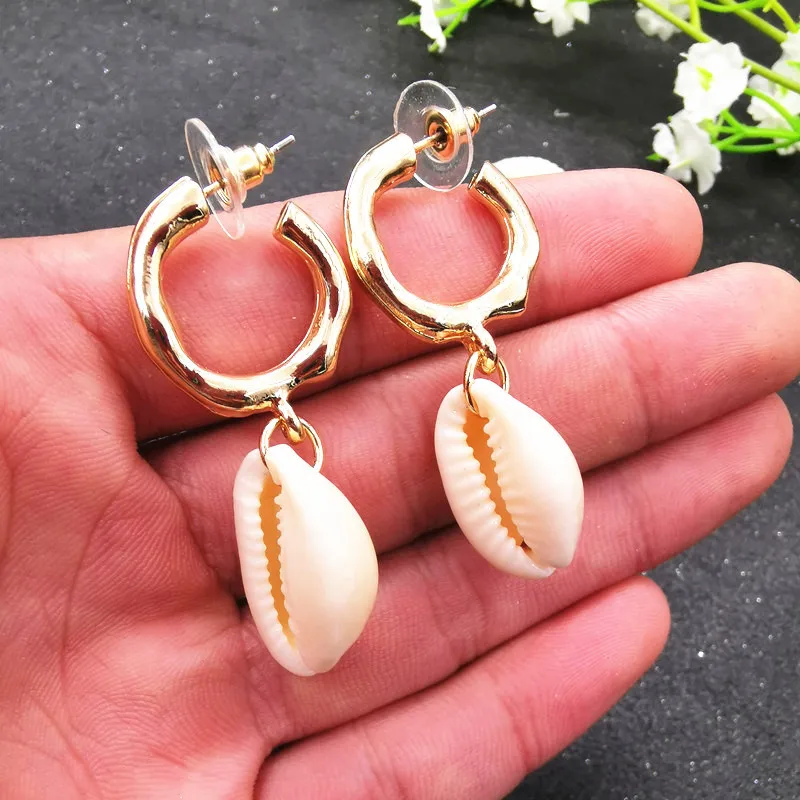 

Nature Sea Shell Earrings for Women Gold Color Metal Shell Cowrie Statement Earrings 2019 Summer Beach Jewelry Gift