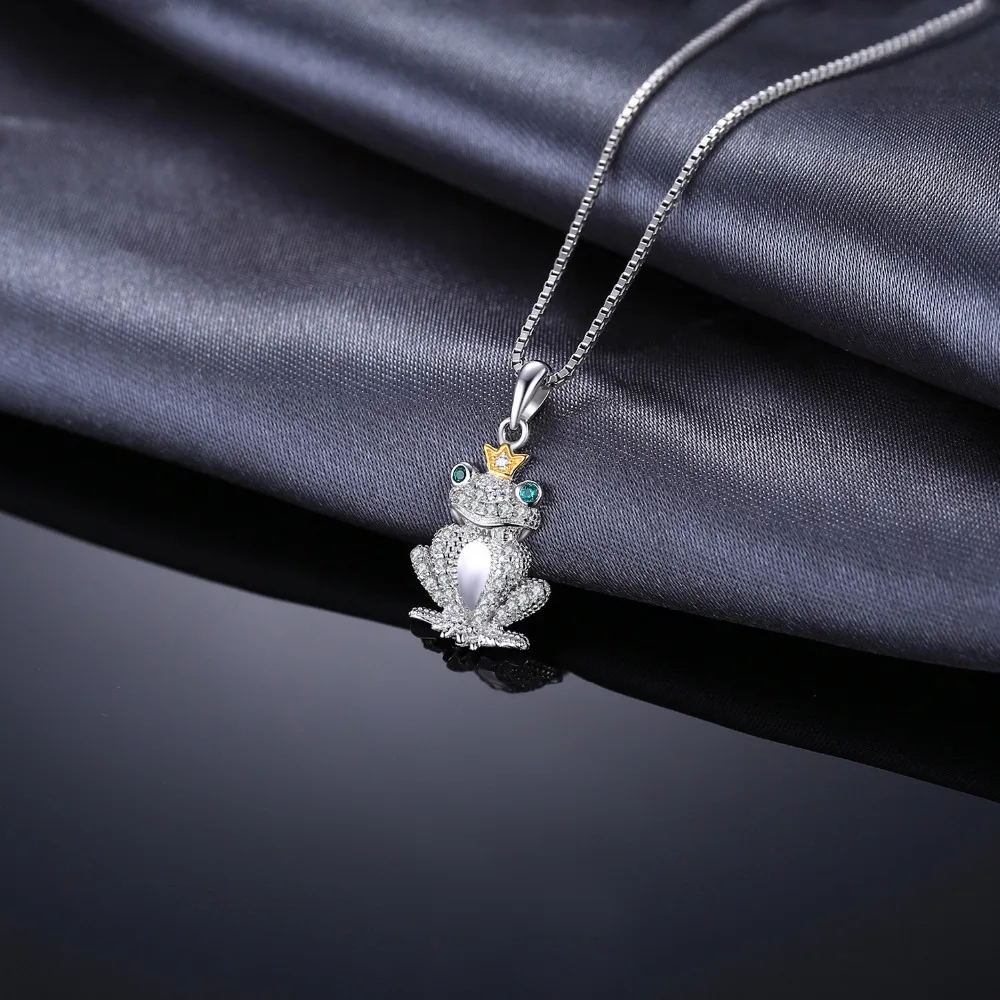 JewelryPalace Frog Modeling 0.1ct Nano Russian Simulated Emeralds Crown Pendant 925 Sterling Silver Jewelry Not Include A Chain
