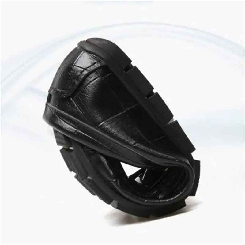 Men Casual leather shoes Soft outsole Genuine leather Loafers Male Slip-On Flats Fashion Boat shoes Youth Driving shoes 3A