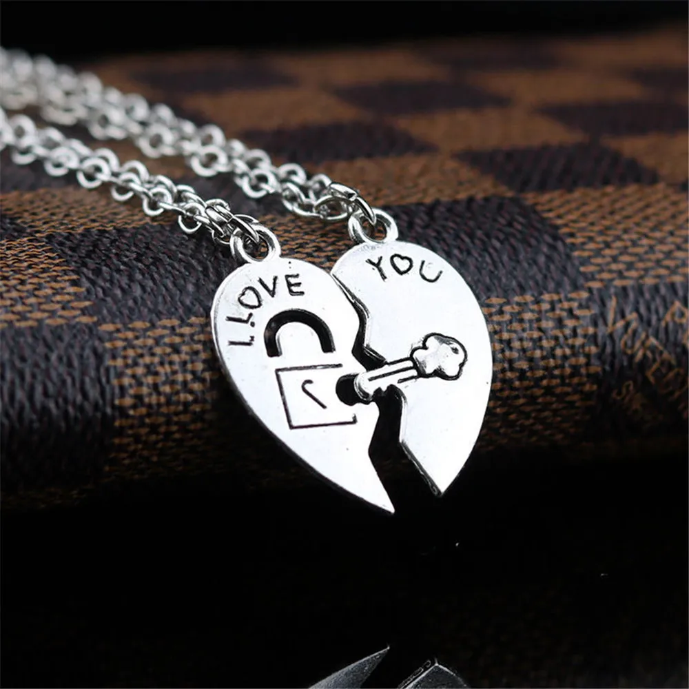 

2PCS/Set Fashion I Love You Heart Lock & Key Couple Pendant Necklace Key Pattern Long Chain Necklace Gift Jewelry