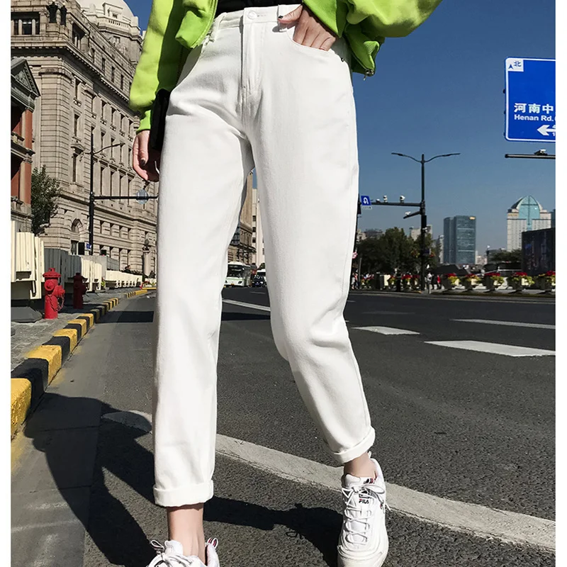 women's white boyfriend jeans