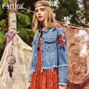 

ARTKA Spring New Vintage FloralEmbroidery Personality Tassles Design Handsome Flash Washed Denim Short Jacket Female WN10083C