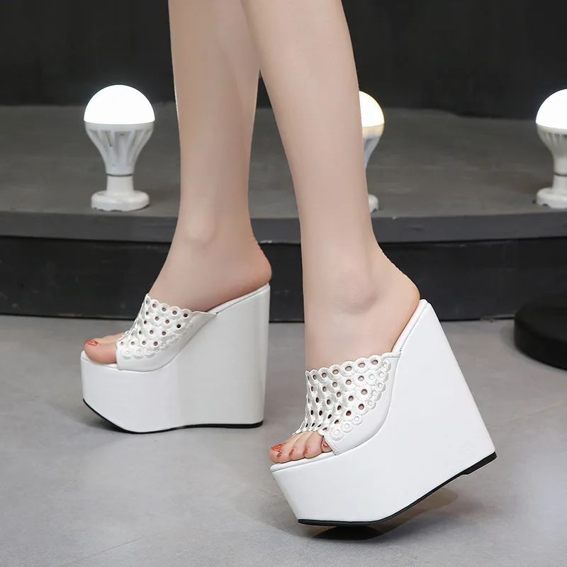 

Summer Women Shoes High Heel 15CM Platform Slippers Fashion Casual Hollow Out Shoes Ladies Wedges Beach Sandals Women Flip Flops