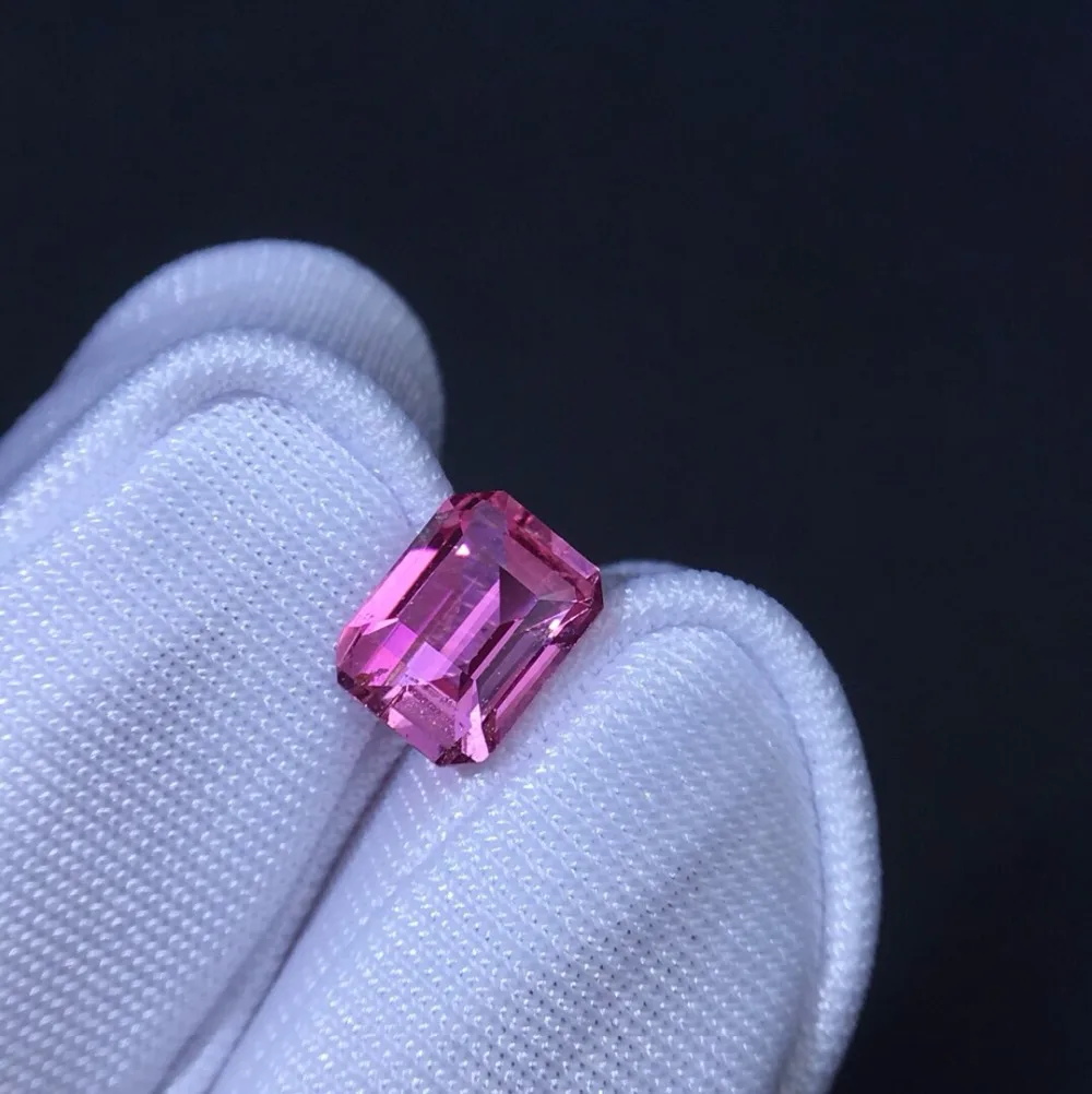 

CGL certification 1.06ct no Indication Of Thermal Enhancement Natural unheated Padparadscha Sapphire Stone Loose Gemstones