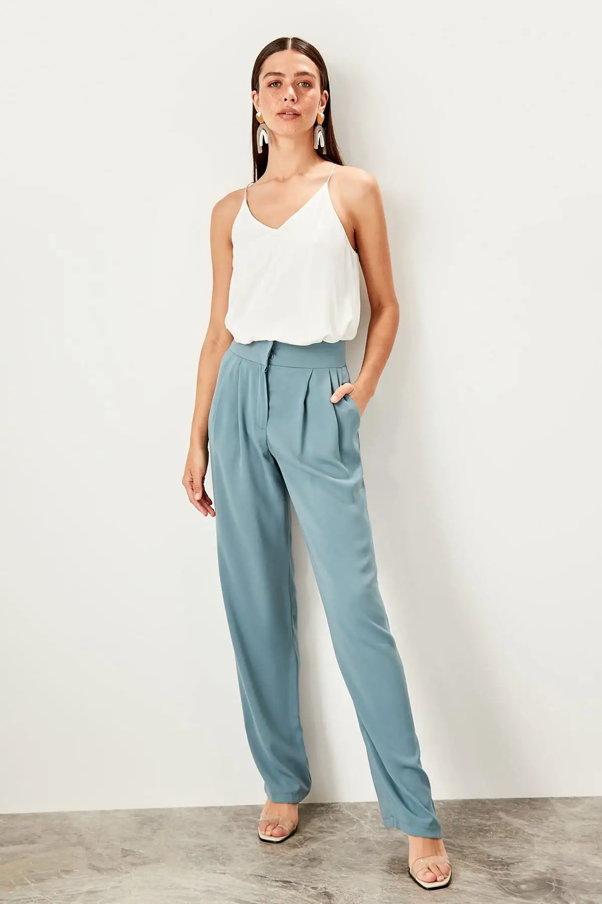 

Trendyol Mint Flare Pants TWOSS19WX0110