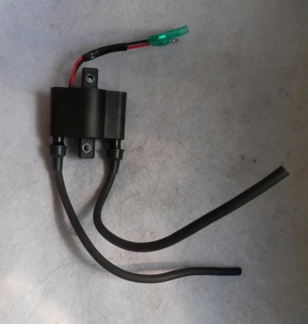 IGNITION COIL W/ SPARK PLUG BOOT OLD TYPE FIT YAMAHA 40HP MARINE BOAT OUTBOARD FREE SHIPPING