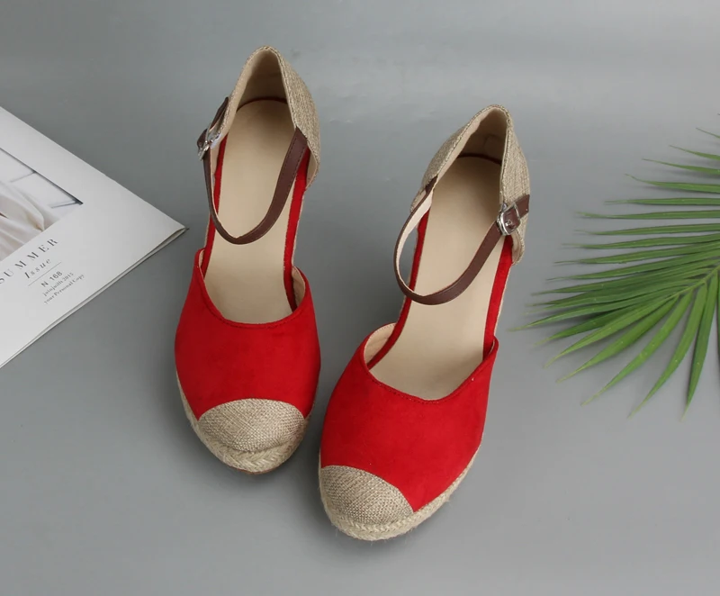 HTB14cgSLAvoK1RjSZFDq6xY3pXa8