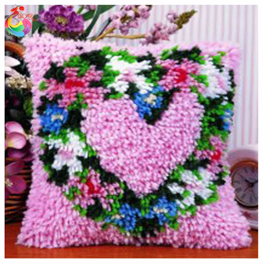 3D Latch Hook Pillow Kits Panda Heart DIY Needlework Crocheting Kit Rug