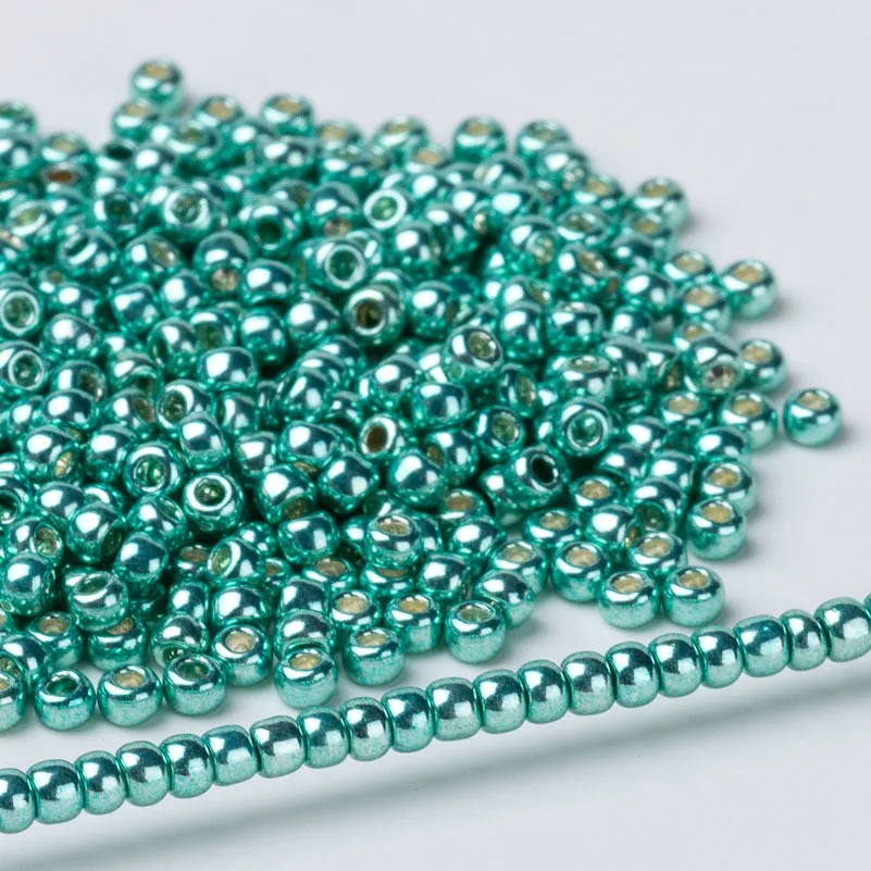 561 Toho Round Seed Beads Permanent Finish Galvanized Green Teal (3)