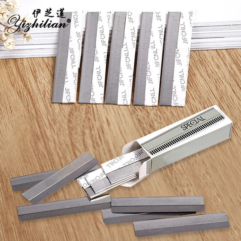 

Ten pieces of eyebrow blade special tool for male female beginners'stainless steel eyebrow scraper