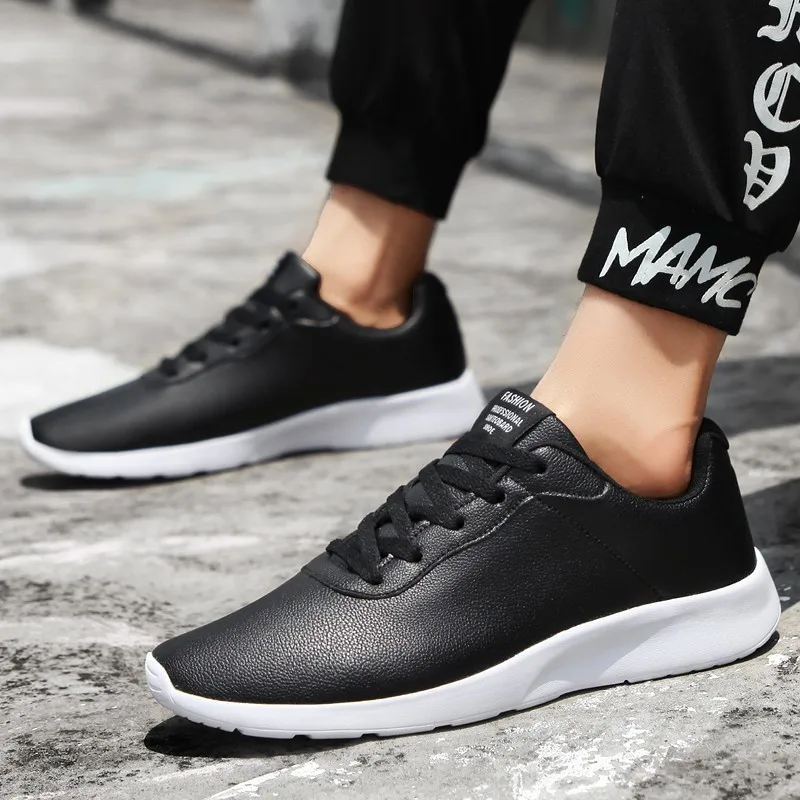 

Outdoor Running Shoes For Men PU Leather Women Sneakers White Black Jogging Walking Sport Shoes Lace-Up All Match Plus Size35-47