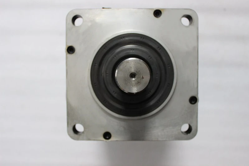 FANUC servo motor A06B-0145-B077 FANUC servo motor A06B-0145-B077