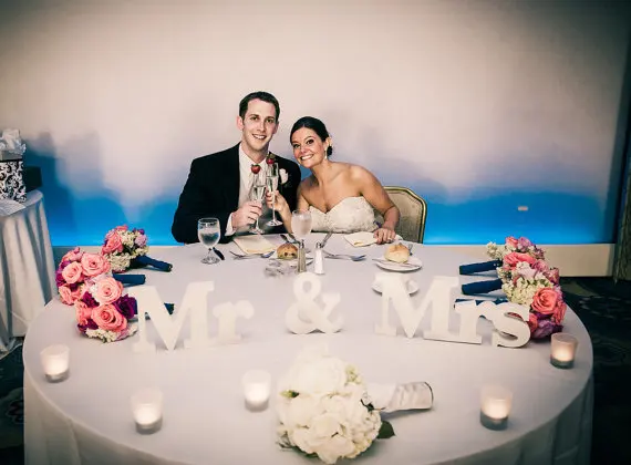 free shipping Mr and Mrs Table Signs for Wedding Standing Letters Sweetheart Decor & Sign Se | Дом и сад