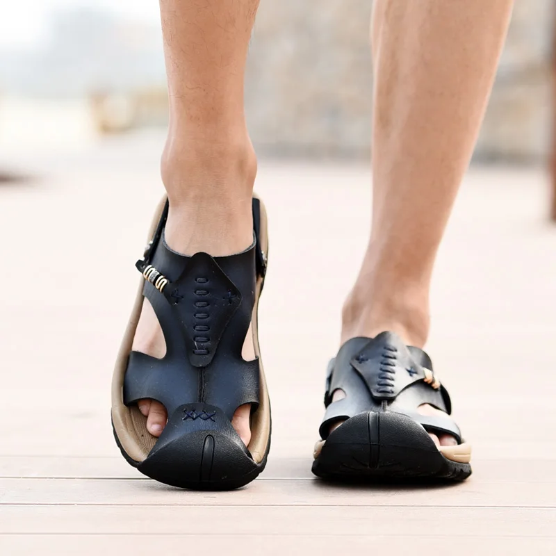 2017 sommer Männer Sandalen Handarbeit Aus Echtem Leder Hausschuhe Zwei Way Tragen Atmungs Strand Schuhe Weich Hart-Falten Alias