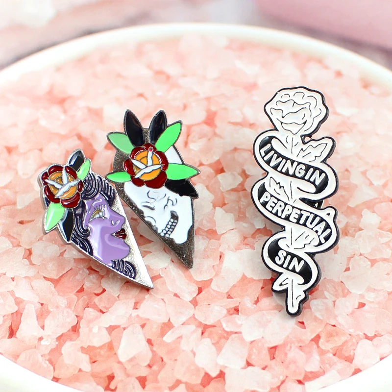 

Unchained Melody Enamel Brooches Pins The love of witch Skull Living perpetual sin Lapel shirt Hat knapsack badge Jewelry gift
