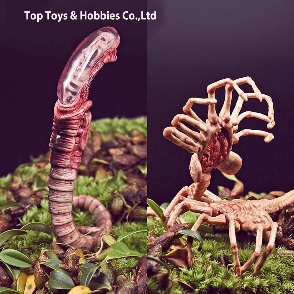 Predator Model Chestburster Scale 1
