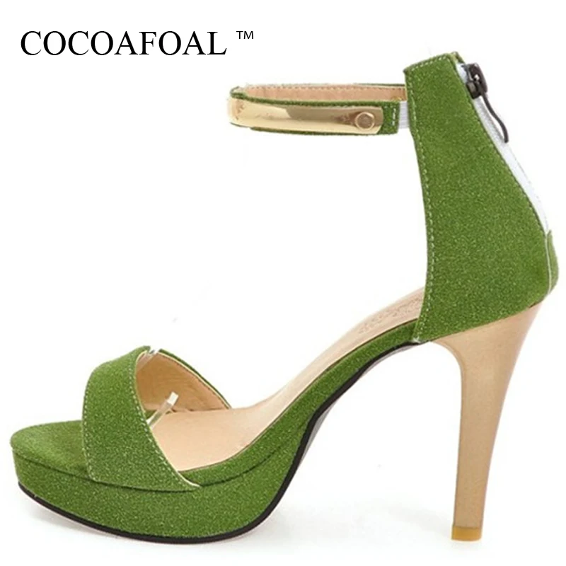 

COCOAFOAL Women Pink Open Toe Sandals Fashion Metal Decoration Peep Toe Heel Height Shoes Big Size 33 43 Black Green Sexy Sandal