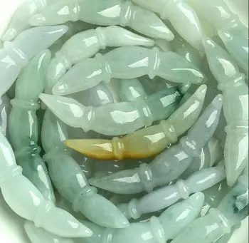 

Natural Burma jade jade lotus hand a hand Oujie natural jade jade jewelry accessories DIY parts
