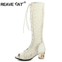 REAVE CAT/женские летние ботинки Для женщин Сапоги выше колена на среднем каблуке Женская обувь на высоком каблуке с открытым носком чистого черного цвета для девочек модные кружевные Детские со снежным цветком пикантные Сияющие ботильоны большие A697