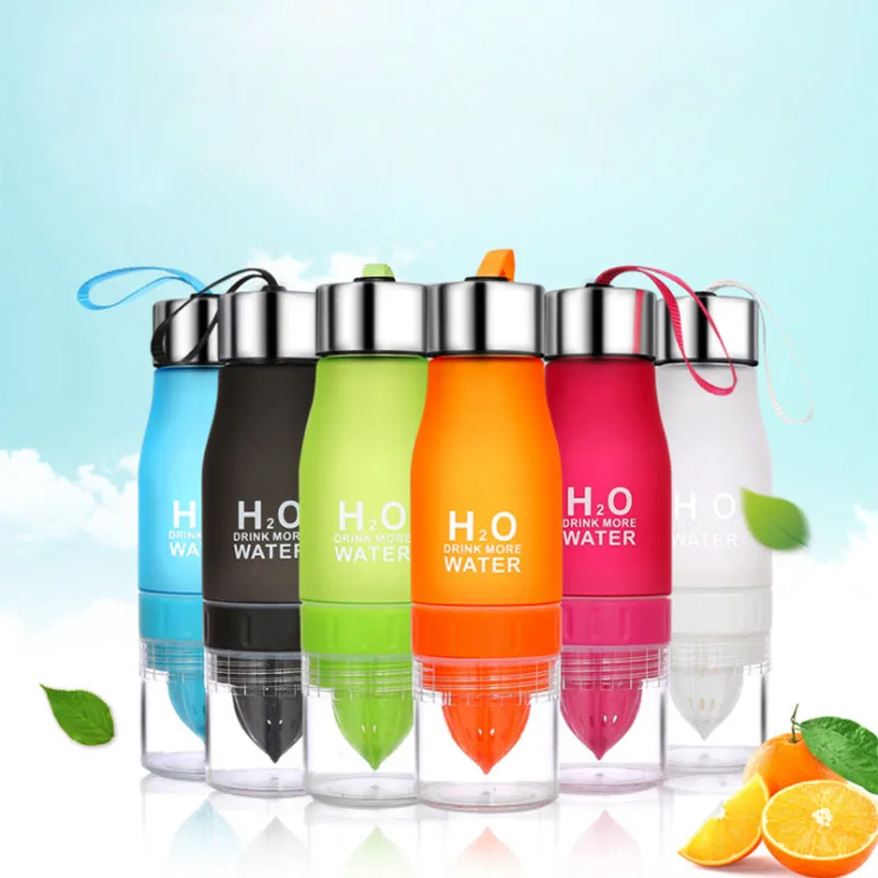 Creative Fruit Juice Infuser Water Bottle 650ml Plastic Portable Lemon Juice Bottle For Water