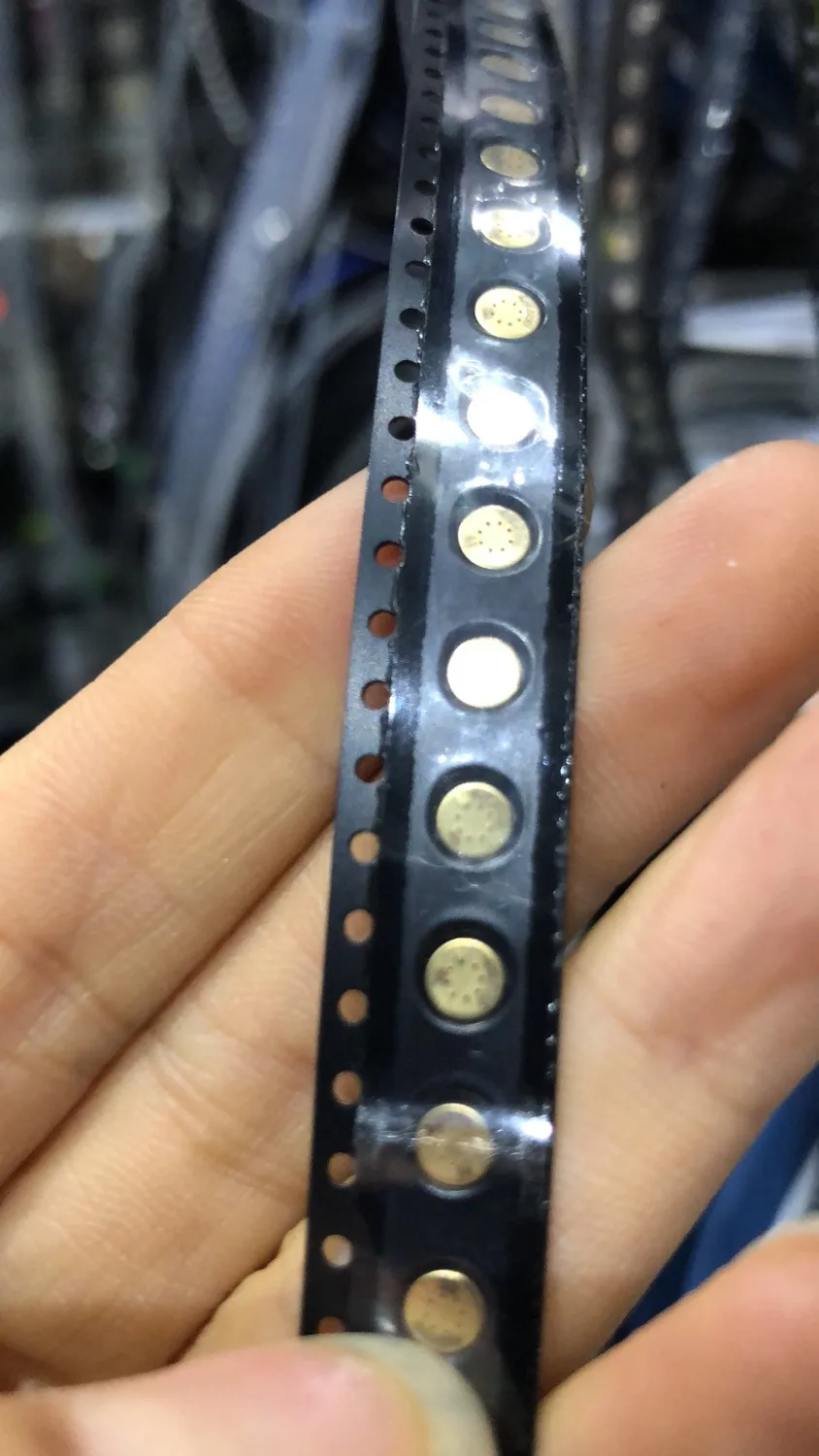 10 X Tornillo Tapa de plástico negro grande con Bisagras Tapas para tornillos de tamaño 10g//12g *