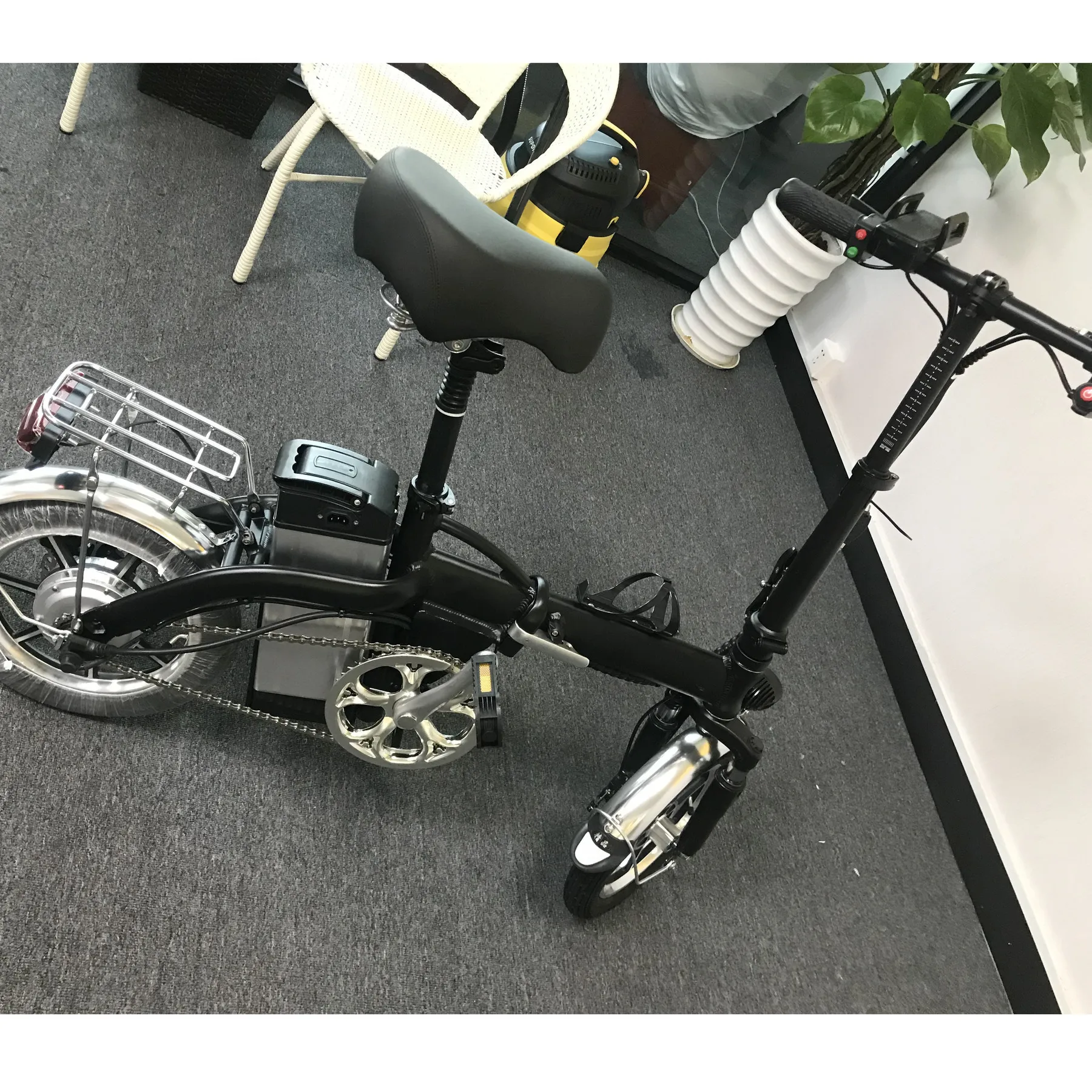 Discount Overseas warehouse folding electric bicycle 48V 10A battery high speed motor electric vehicle 6 Discount Overseas warehouse folding electric bicycle 48V 10A battery high speed motor electric vehicle 6