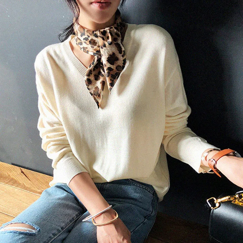 

Scarf women Sexy gray Coffee brown leopard Scarf square Small Wraps Scarves Shawl for office ladies Neckerchief Multifunction