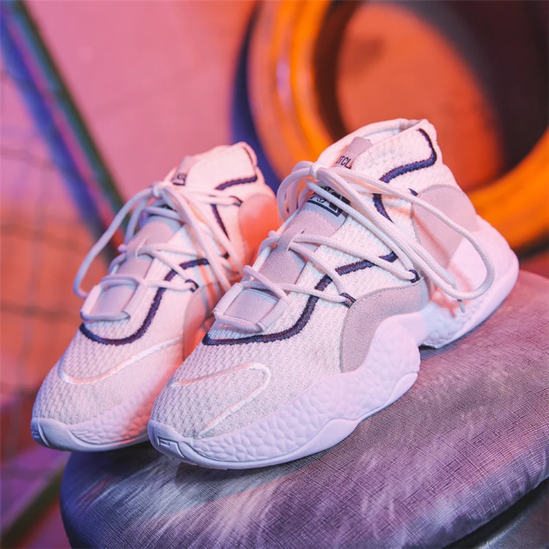 davis square sneaker for men in yellow