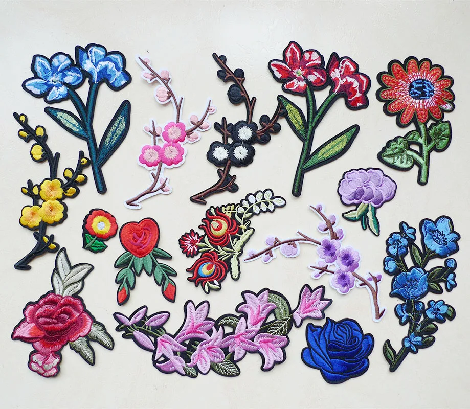 

1 Pcs Rose Flowers Embroidered Iron on Patches for Clothes Stripes Jeans Patchwork Stickers Applique Sewing Badges Accessories