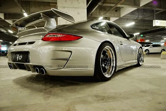 911 997 GT3 RS Rear Trunk with spoiler(7)_1