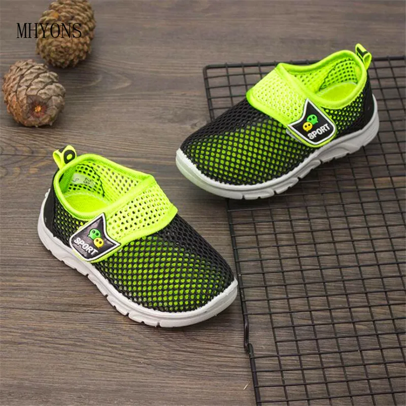 MHYONS 2019 جديد أطفال أحذية الصيف عدم الانزلاق الأطفال صافي أحذية الفتيات صنادل مماشي للموضة متعدد الألوان الأميرة الصنادل الفتيان رياضية
