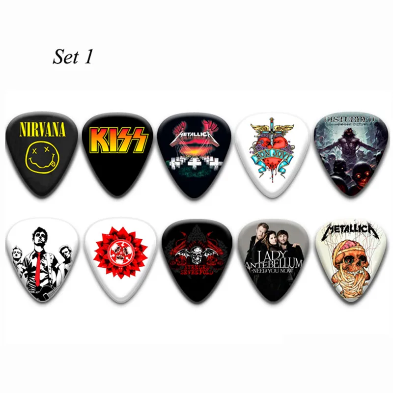Cheerhas New 50pcs /100PCS Medium Famous Band Guitar Picks in Guitar