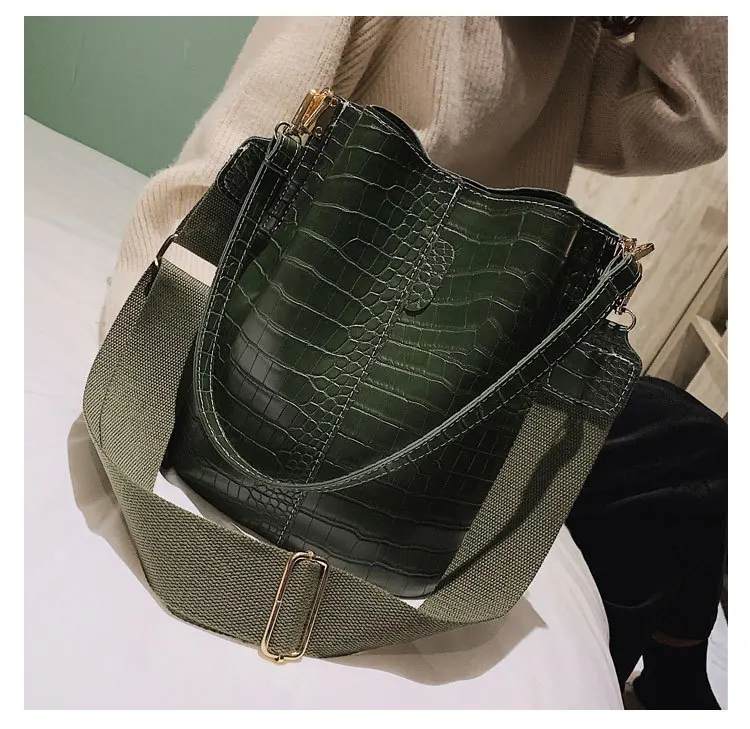 Cheap Bolsas de ombro
