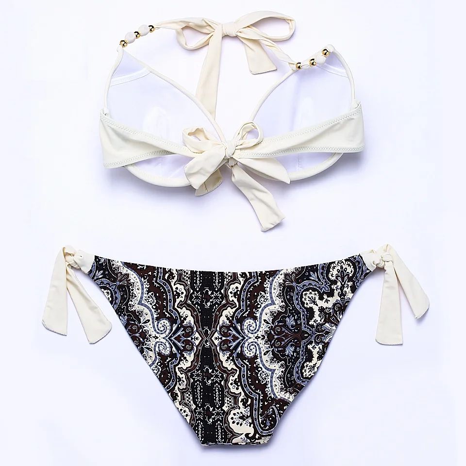 7677956498_135442770