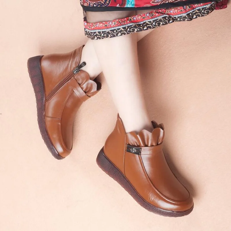 

RUSHIMAN Women Boots Genuine Leather Ankle Boots plus velvet Handmade Lady soft Flat shoes Winter Casual Women's shoes