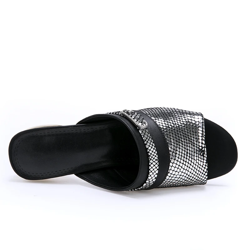 Di Superiore Tacco sliver Del Signore Donna Scarpe Delle Cuoio Zvq Pantofole A Genuino Buona Diapositive Bianco Qualità 2019 Basso D'argento Estate White Modo EBOnn8Xqw