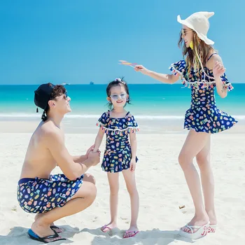 

2019 Mother Daughter Bikini Swimwear Family Matching Swimming Suit Clothes Father Shorts Mom and Daghter Baby Dress Girls