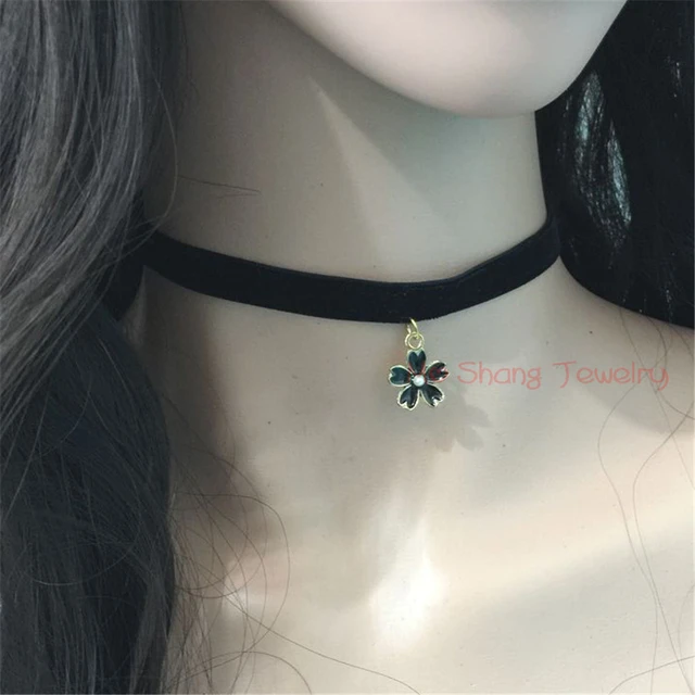 Black Leather Velvet Heart Choker Necklace Layer Lotus Chockers Vintage  Gothic Jewelry Goth Baroque Necklace for Women