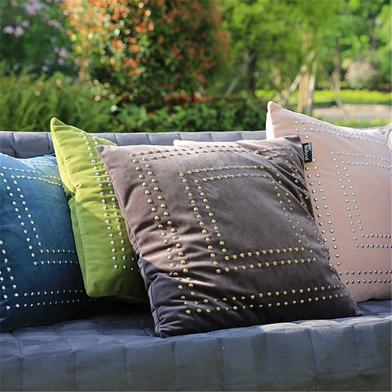Home Decor Designer Luxury 3D Throw Cushion Cover Velvet Handmade Beading Pillow Case Chair Sofa