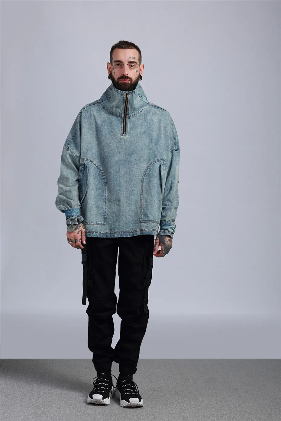 2018 хип-хоп мужские водолазки Джинсовые куртки негабаритных Проблемные Омывается джинсовые куртки пальто на весну-осень для мужчин YC1253