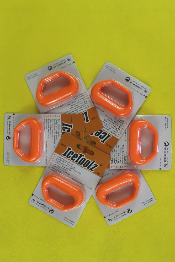 IceToolz-12T4-Bladed-Aero-Flat-Spoke-Catcher-Holder-For-Thickness-0-9-2-0mm-Bicyble-Wheelset