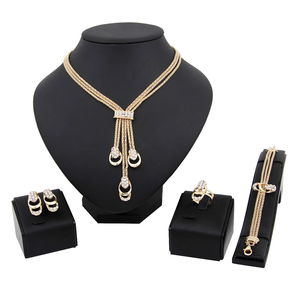 

2019 New Golden Silver Color Crystal Necklace Earring Bracelet Ring Set Simple Rhinestone Party Charm Jewelry Sets For Women